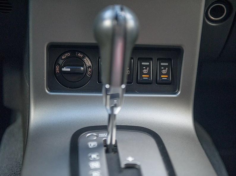 Полный привод Nissan Pathfinder R51